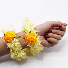 Traditional Artificial Bridal Hand Gajra