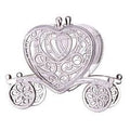 Elegant Heart-Shaped Carriage Gift Box